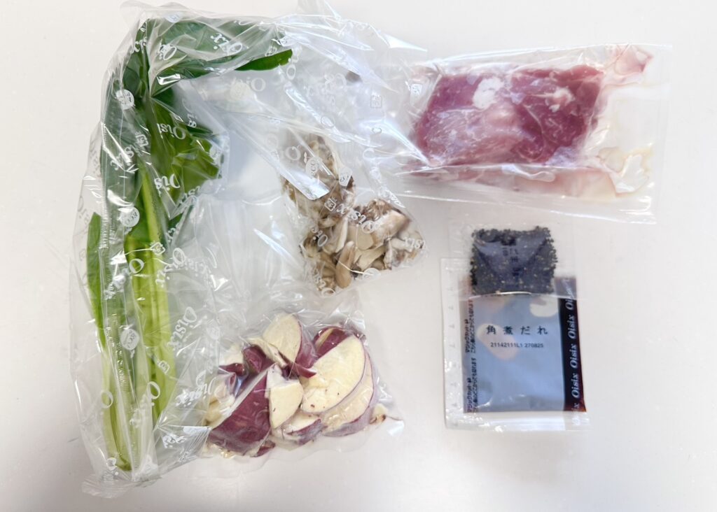 豚肉とさつまいもの黒ごま甘辛炒め